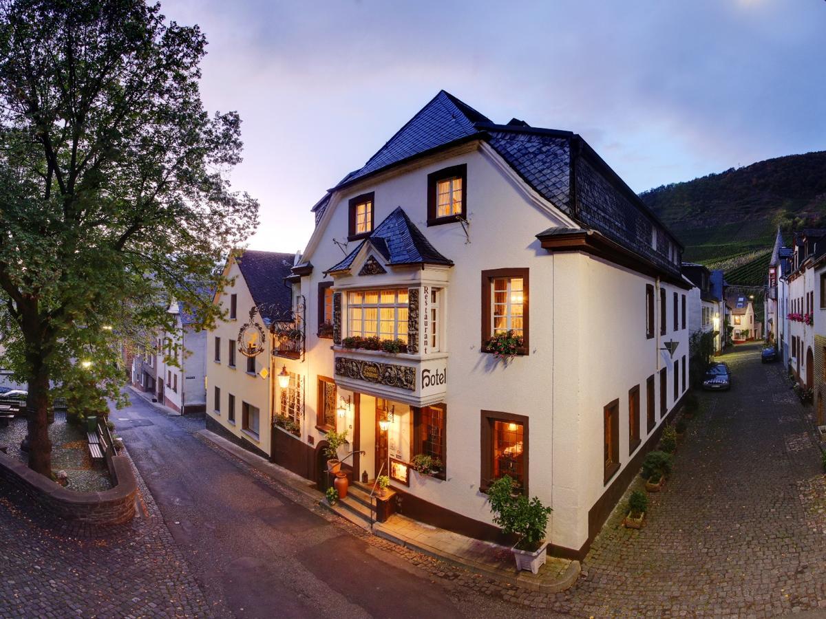 Hotel Weingut Schuetzen Senheim Kültér fotó